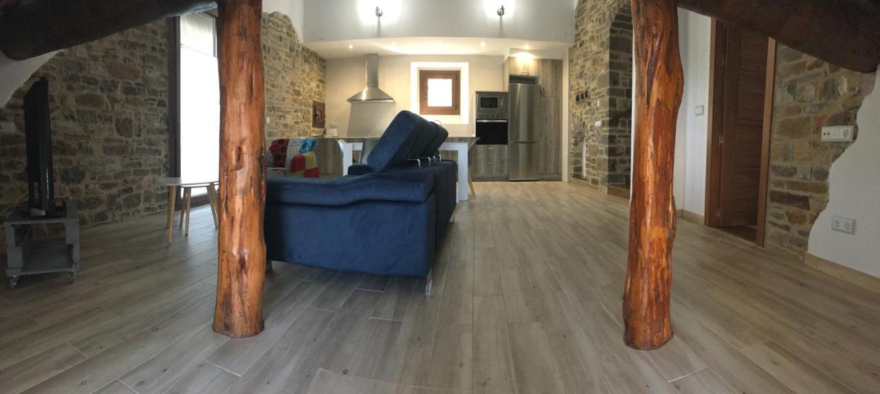 Apartamentos Bajo Pena Apartamentos Sanlorien El Pueyo de Araguás Esterno foto