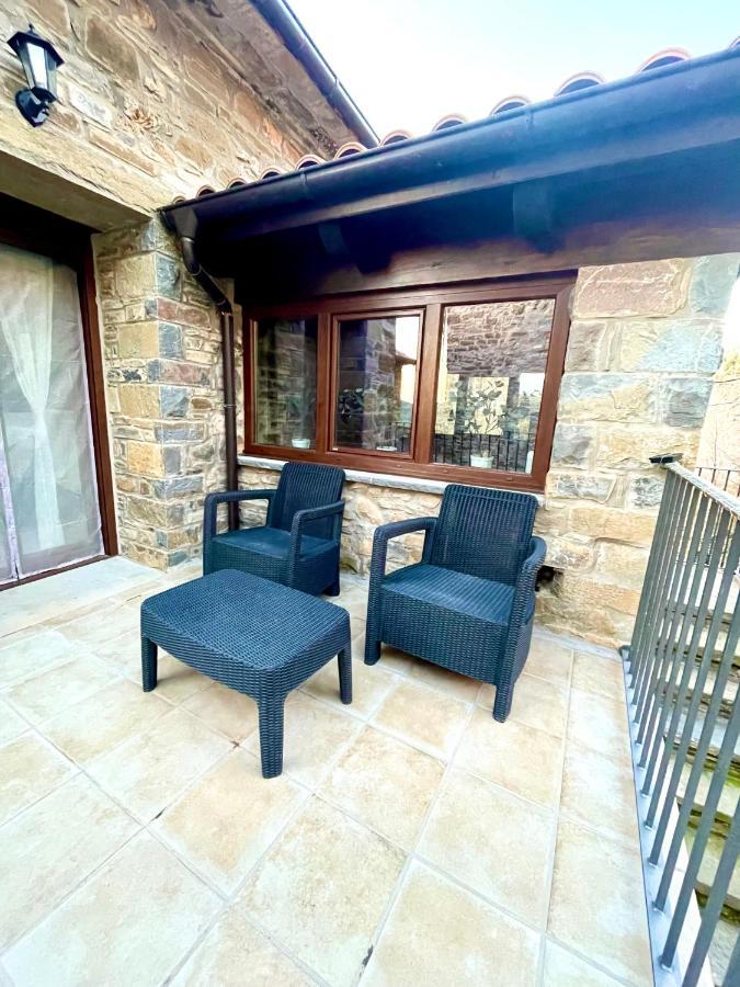 Apartamentos Bajo Pena Apartamentos Sanlorien El Pueyo de Araguás Esterno foto