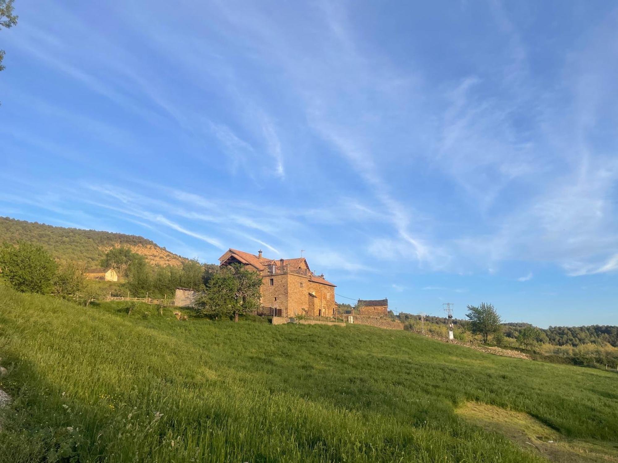 Apartamentos Bajo Pena Apartamentos Sanlorien El Pueyo de Araguás Esterno foto